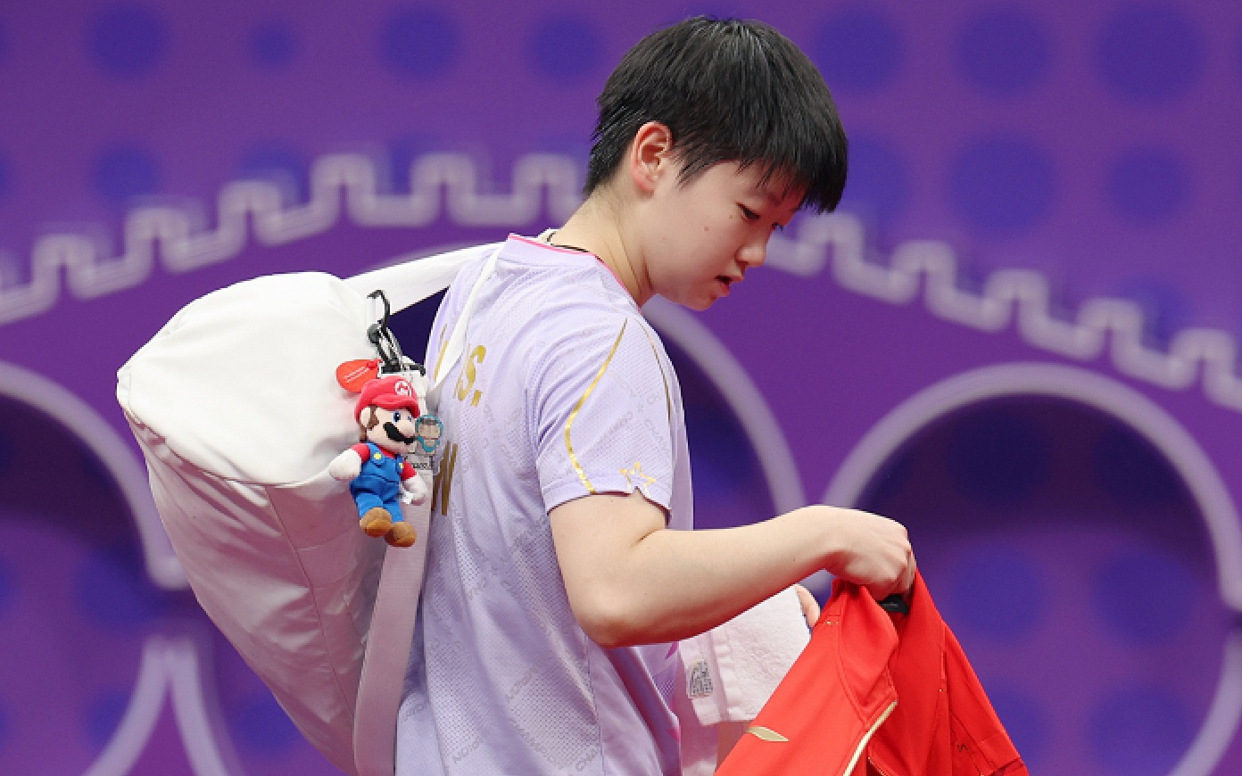 覃海洋预赛第1，闪耀的游泳新星